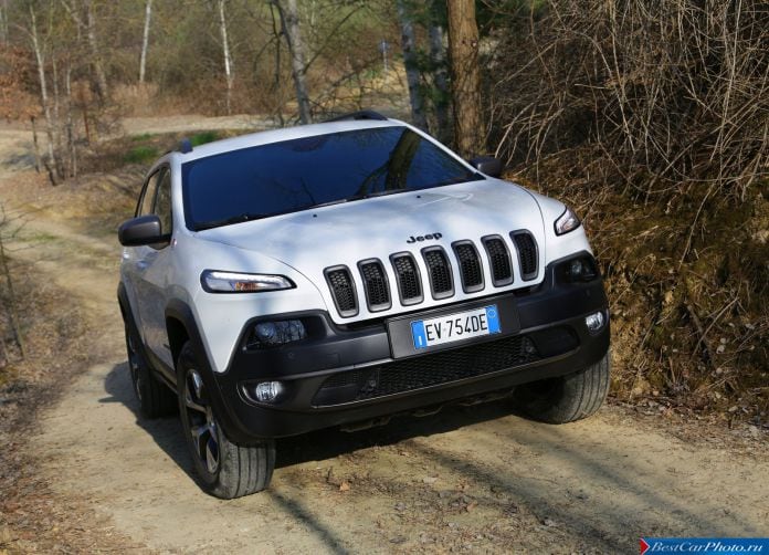 2014 Jeep Cherokee EU-Version - фотография 36 из 101