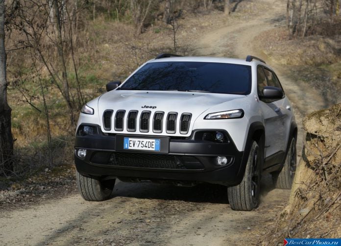 2014 Jeep Cherokee EU-Version - фотография 37 из 101