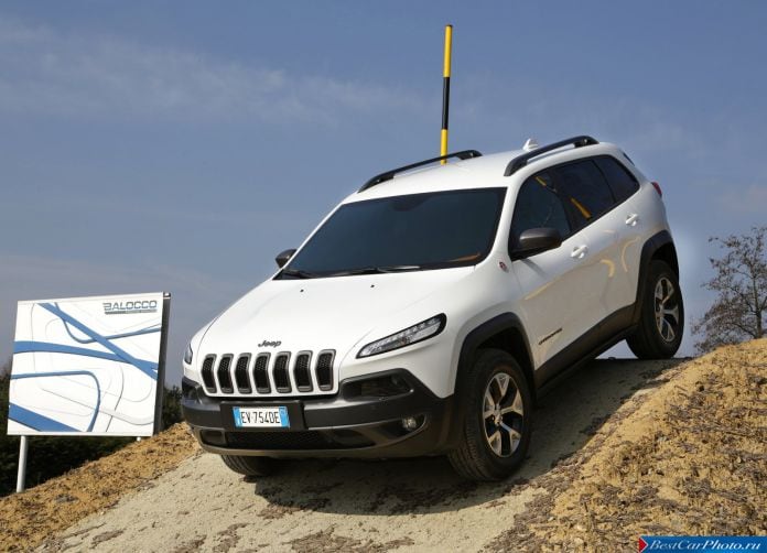 2014 Jeep Cherokee EU-Version - фотография 43 из 101