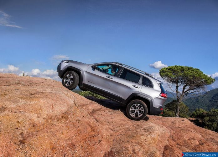 2014 Jeep Cherokee EU-Version - фотография 46 из 101