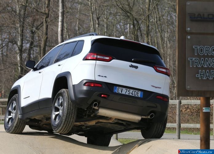 2014 Jeep Cherokee EU-Version - фотография 60 из 101