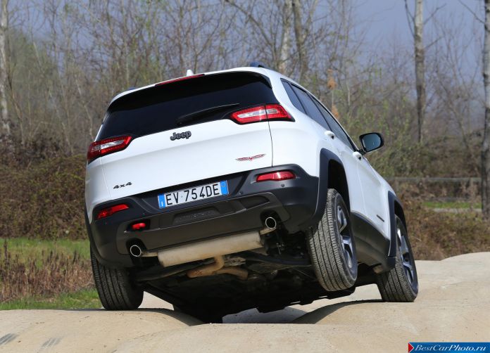 2014 Jeep Cherokee EU-Version - фотография 64 из 101