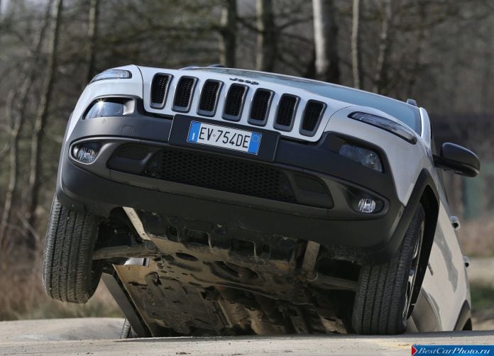 2014 Jeep Cherokee EU-Version - фотография 81 из 101