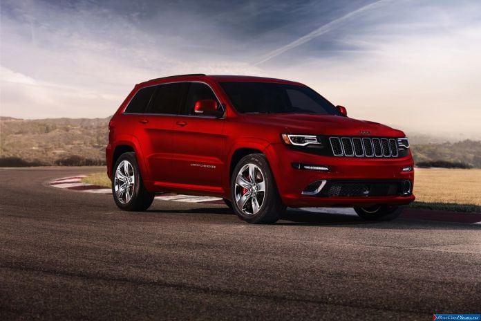 2014 Jeep Grand Cherokee SRT - фотография 11 из 37