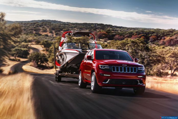 2014 Jeep Grand Cherokee SRT - фотография 19 из 37