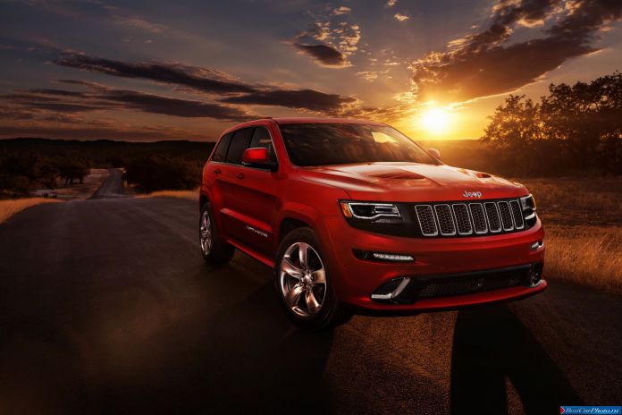 2014 Jeep Grand Cherokee SRT - фотография 20 из 37