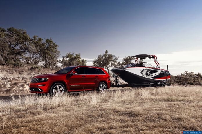 2014 Jeep Grand Cherokee SRT - фотография 23 из 37