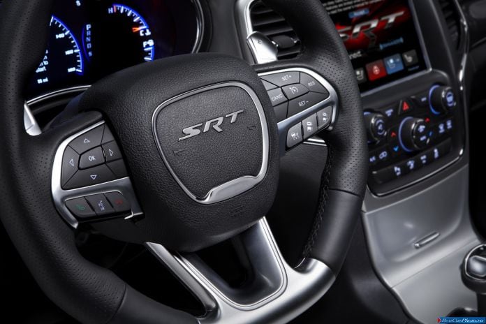 2014 Jeep Grand Cherokee SRT - фотография 31 из 37