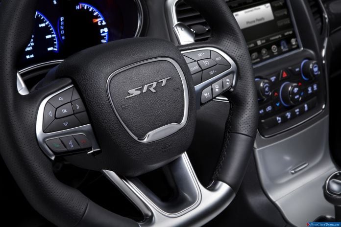 2014 Jeep Grand Cherokee SRT - фотография 34 из 37