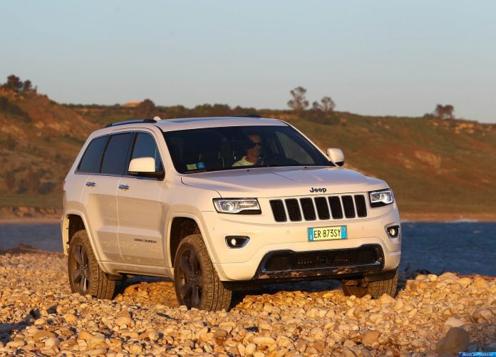 2014 Jeep Grand Cherokee EU-version - фотография 4 из 117