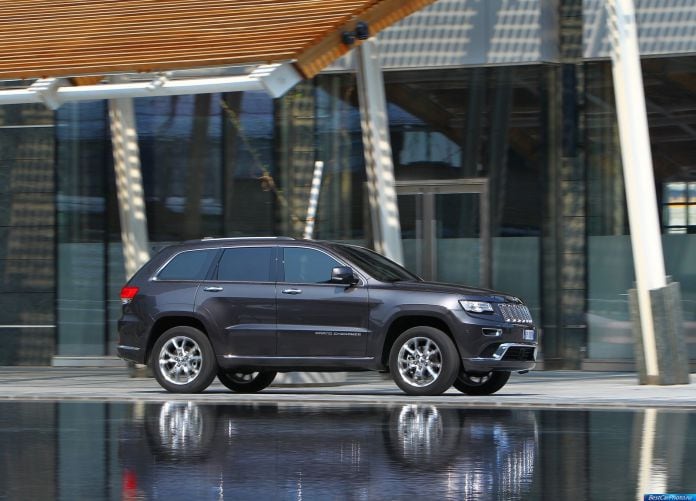 2014 Jeep Grand Cherokee EU-version - фотография 36 из 117