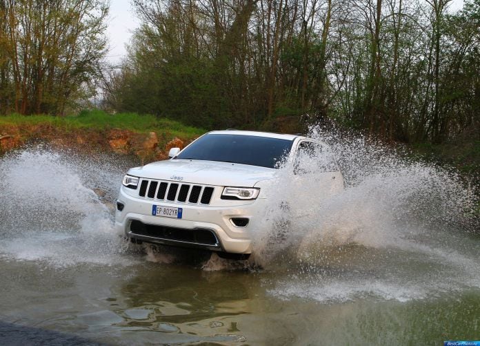 2014 Jeep Grand Cherokee EU-version - фотография 42 из 117