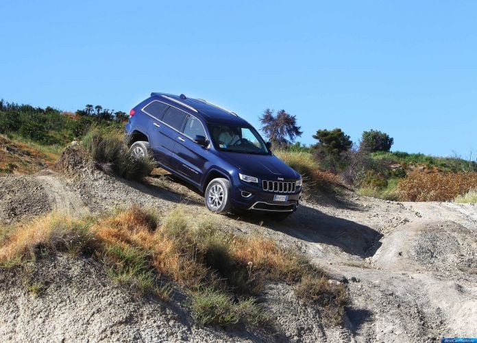 2014 Jeep Grand Cherokee EU-version - фотография 47 из 117