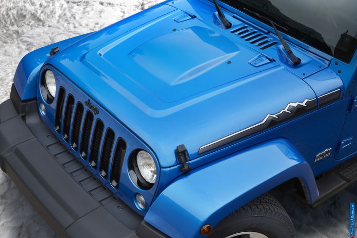 2014 Jeep Wrangler Polar - фотография 6 из 20