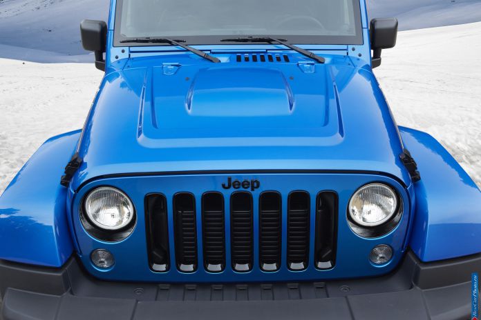2014 Jeep Wrangler Polar - фотография 7 из 20