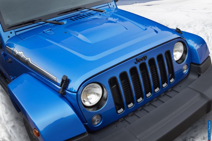2014 Jeep Wrangler Polar - фотография 8 из 20