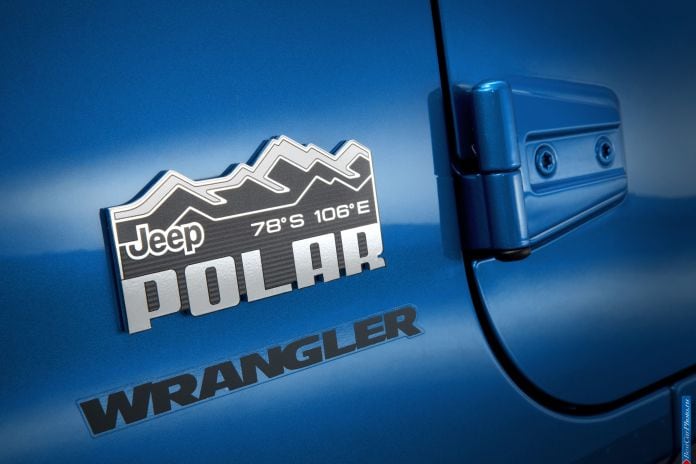 2014 Jeep Wrangler Polar - фотография 12 из 20