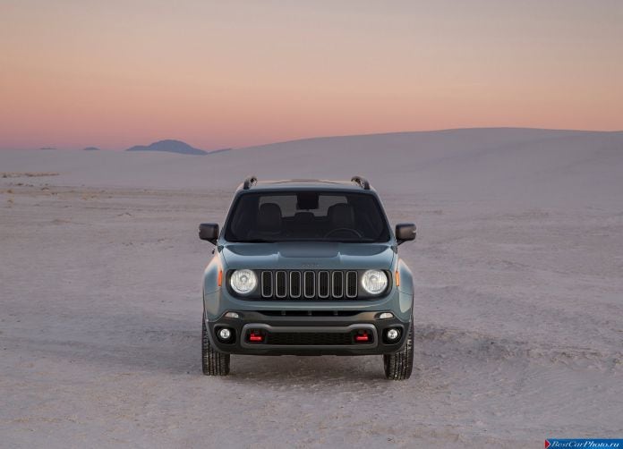 2015 Jeep Renegade - фотография 37 из 99