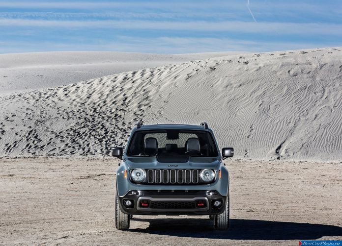 2015 Jeep Renegade - фотография 39 из 99