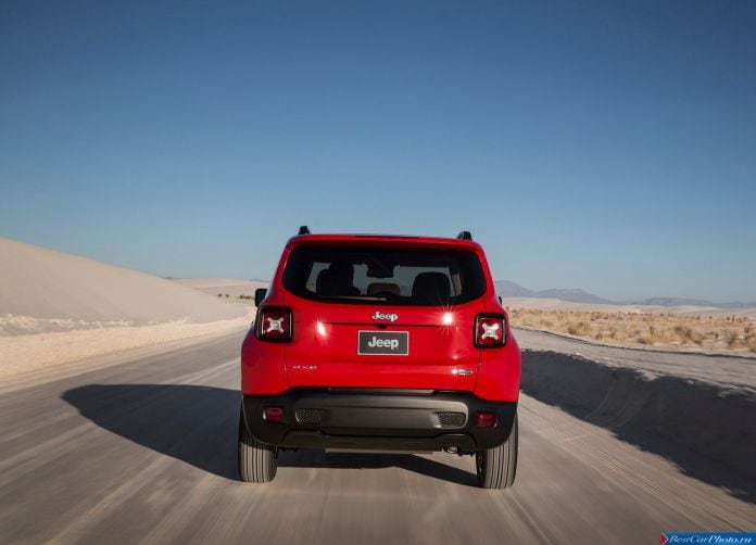 2015 Jeep Renegade - фотография 44 из 99