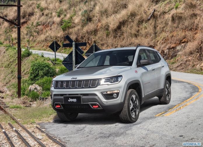2017 Jeep Compass - фотография 7 из 181