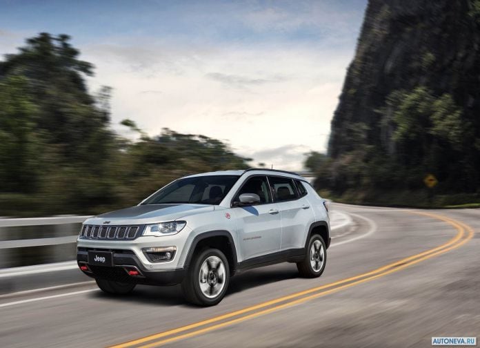 2017 Jeep Compass - фотография 13 из 181