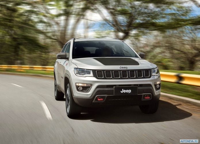 2017 Jeep Compass - фотография 17 из 181