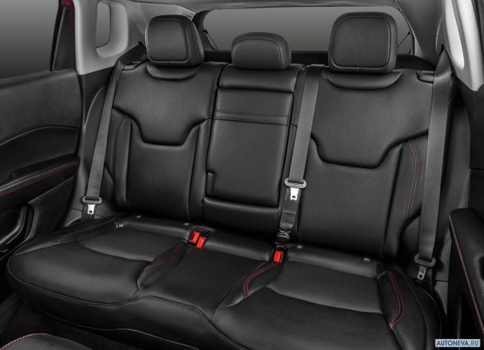 2017 Jeep Compass - фотография 67 из 181
