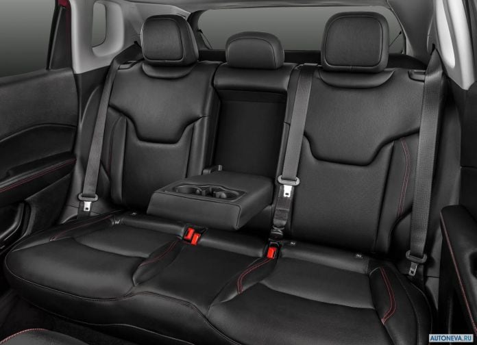 2017 Jeep Compass - фотография 68 из 181