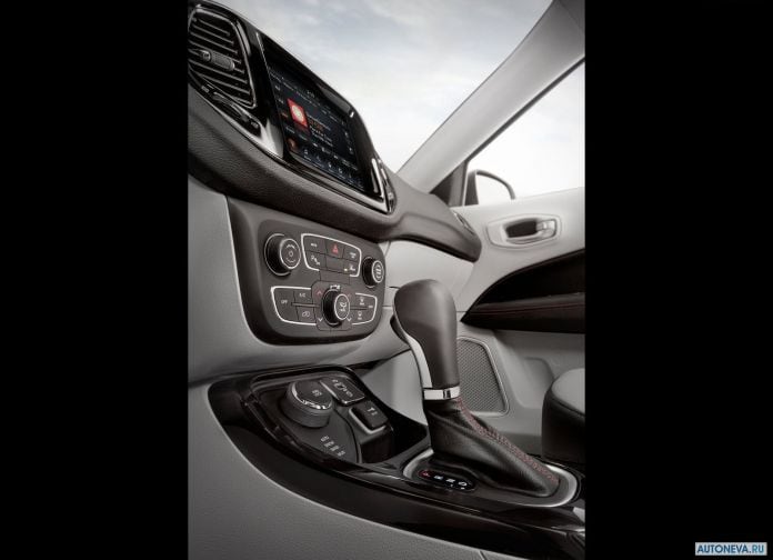 2017 Jeep Compass - фотография 177 из 181