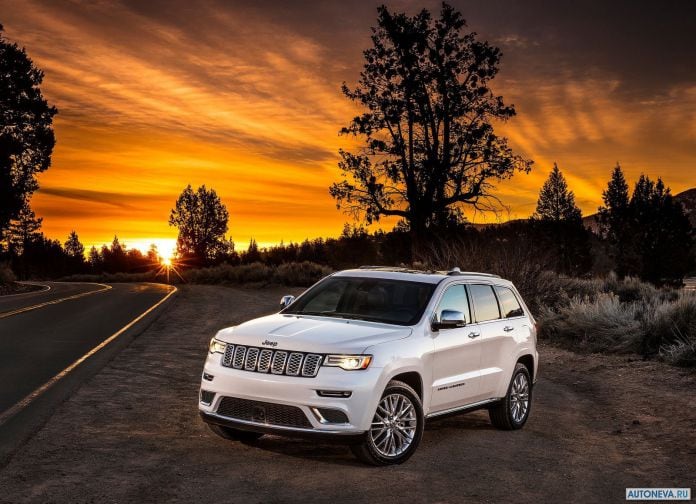 2017 Jeep Grand Cherokee Summit - фотография 1 из 20