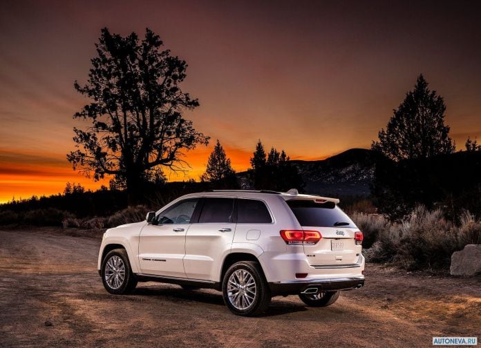 2017 Jeep Grand Cherokee Summit - фотография 5 из 20