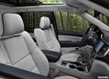 jeep_2017_grand_cherokee_summit_010.jpg