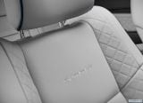 jeep_2017_grand_cherokee_summit_013.jpg