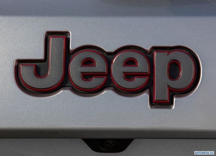 2017 Jeep Grand Cherokee Trailhawk - фотография 22 из 25
