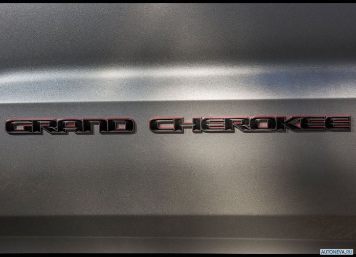 2017 Jeep Grand Cherokee Trailhawk - фотография 25 из 25