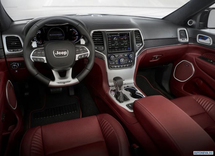 2018 Jeep Grand Cherokee Trackhawk - фотография 23 из 51