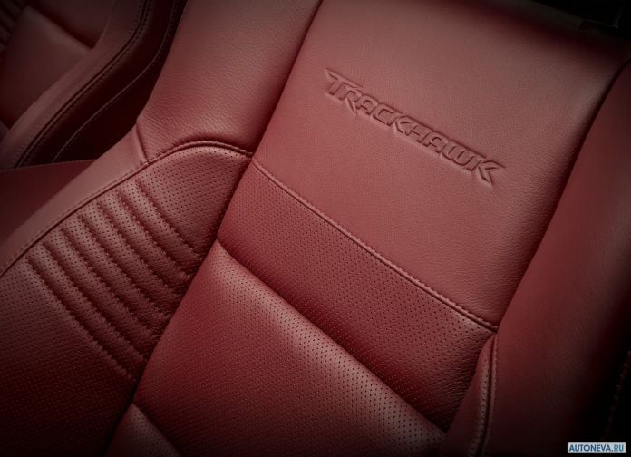 2018 Jeep Grand Cherokee Trackhawk - фотография 30 из 51