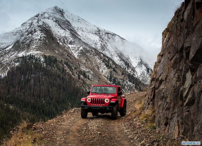 2018 Jeep Wrangler - фотография 35 из 151