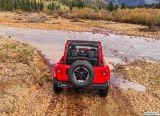 jeep_2018_wrangler_095.jpg