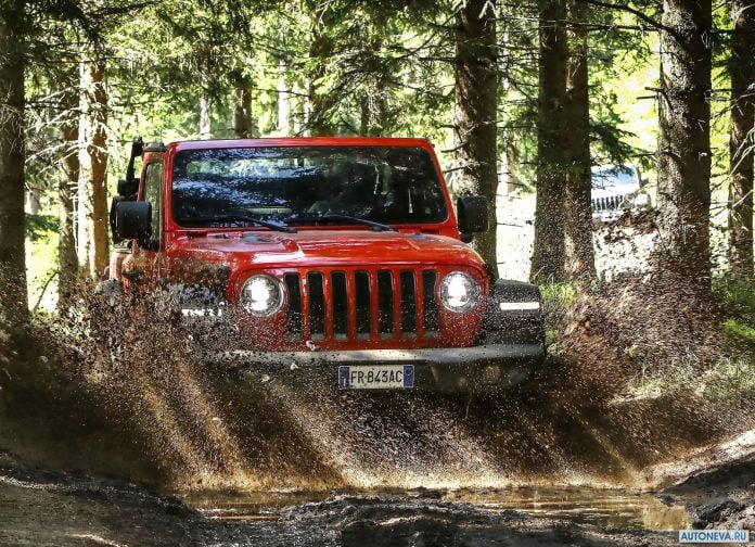 2018 Jeep Wrangler EU-version - фотография 4 из 21