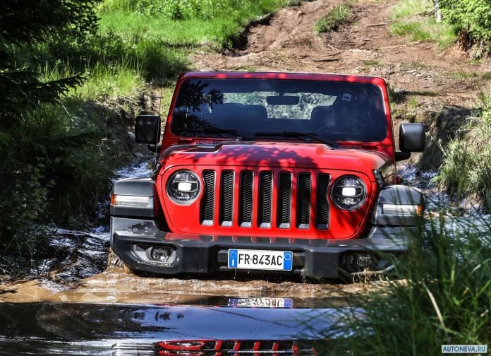 2018 Jeep Wrangler EU-version - фотография 6 из 21