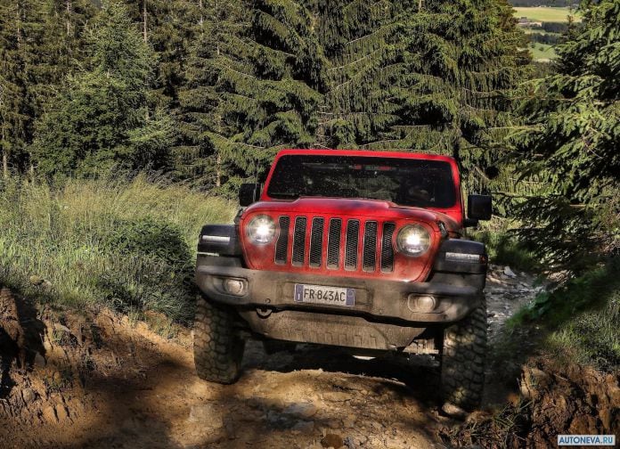 2018 Jeep Wrangler EU-version - фотография 7 из 21