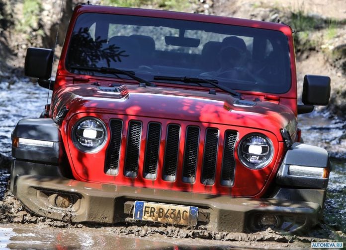 2018 Jeep Wrangler EU-version - фотография 8 из 21