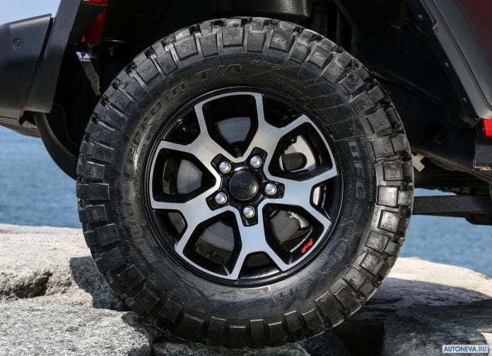 2018 Jeep Wrangler EU-version - фотография 17 из 21