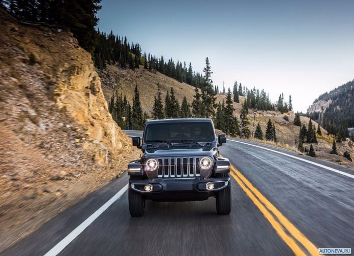2018 Jeep Wrangler Unlimited - фотография 50 из 93