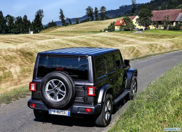 2018 Jeep Wrangler Unlimited EU-version - фотография 29 из 48