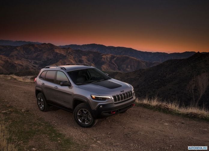 2019 Jeep Cherokee - фотография 5 из 173