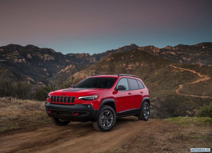 2019 Jeep Cherokee - фотография 16 из 173