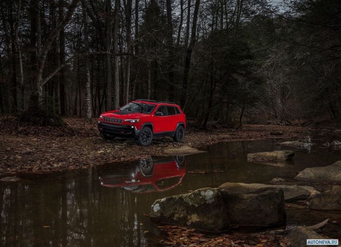 2019 Jeep Cherokee - фотография 25 из 173